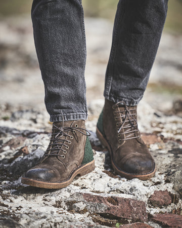 Ankle boot in ancient Casentino leather and wool